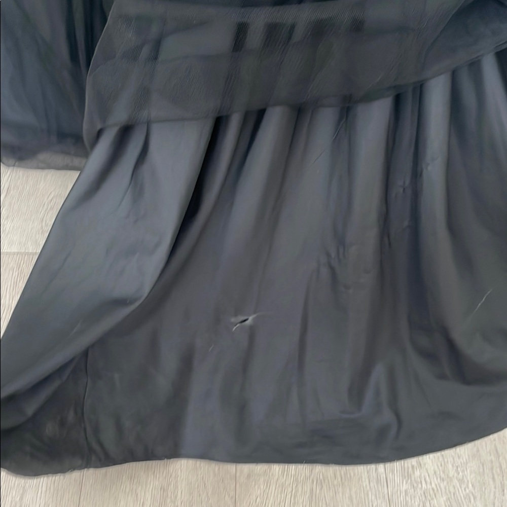 Mac Duggal Plunge Neck, Low Back Full Skirt Black Evening Gown - Picture 7 of 13